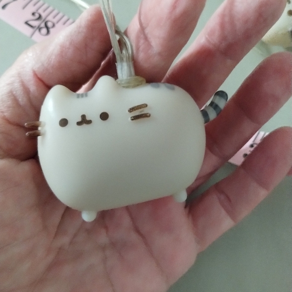 Winter 2016 Pusheen Subscribtion Box Exclusive String Light Set – 8 - Picture 6 of 13